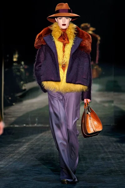 Look 21
